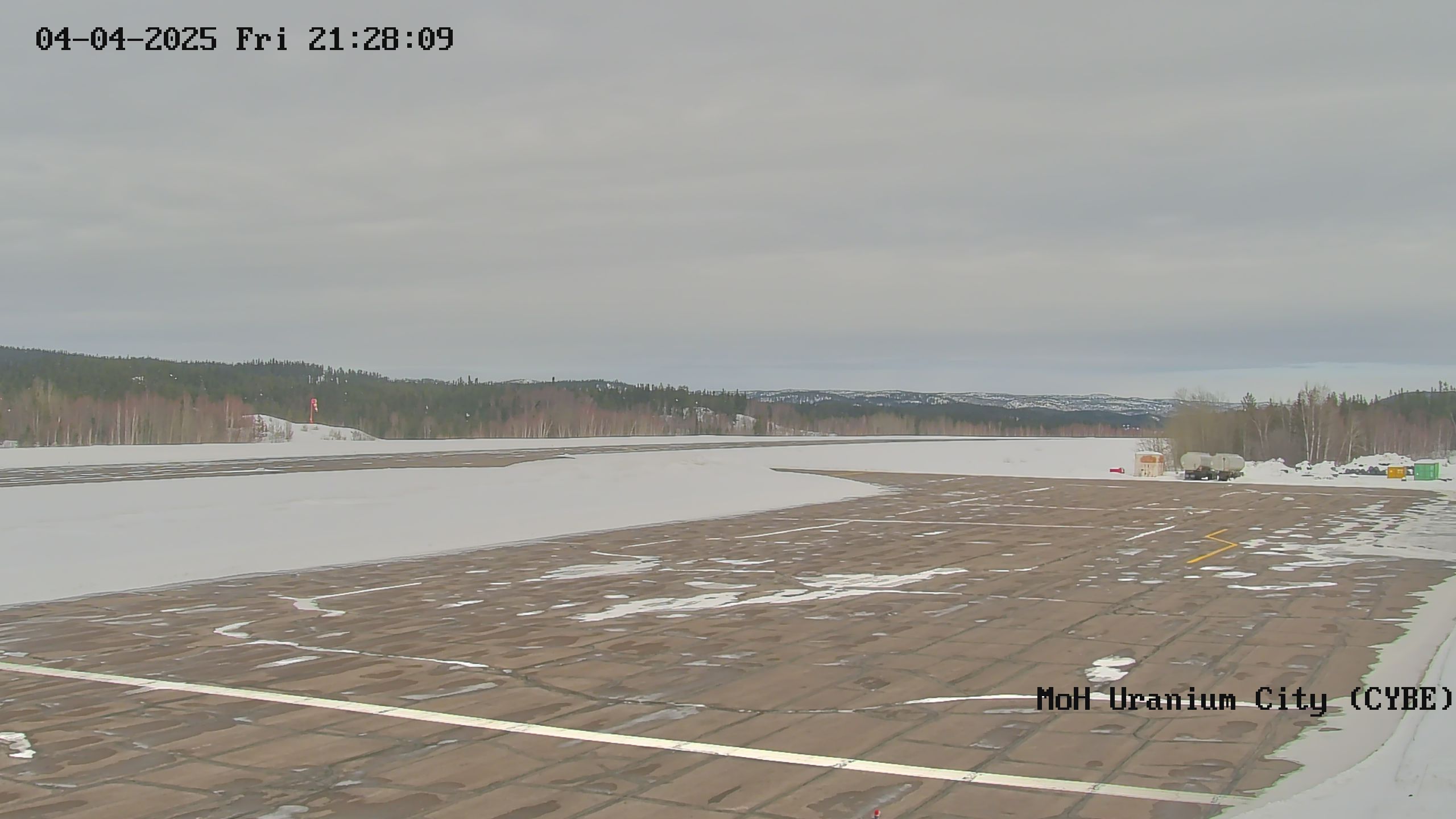 Uranium City Regional airport webcam